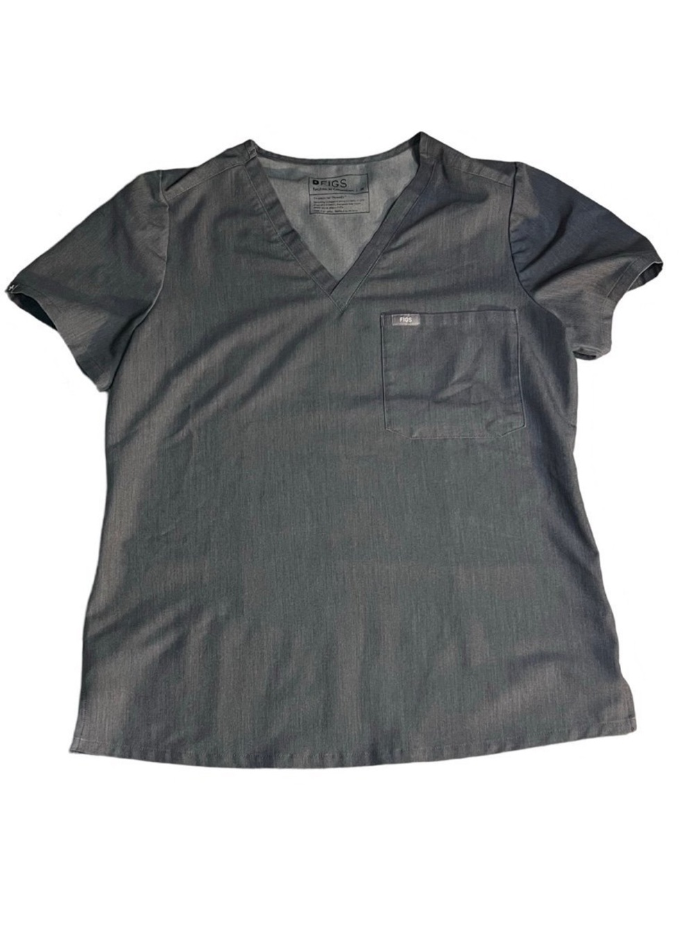 Figs Women’s Short-Sleeve V-Neck Top with Breast Pocket in Charcoal Gray